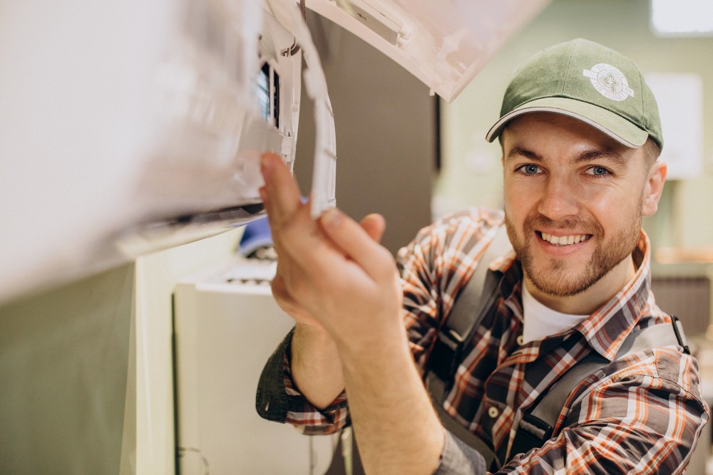 Air Conditioning Installer